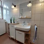 Gaesteliebling, Piepmaeker Mit Parkplatz Und Terrasse, Bahnhof Fusslaeufig * جوسلار